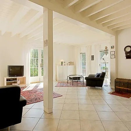 Binnendieck * Ahrenshoop